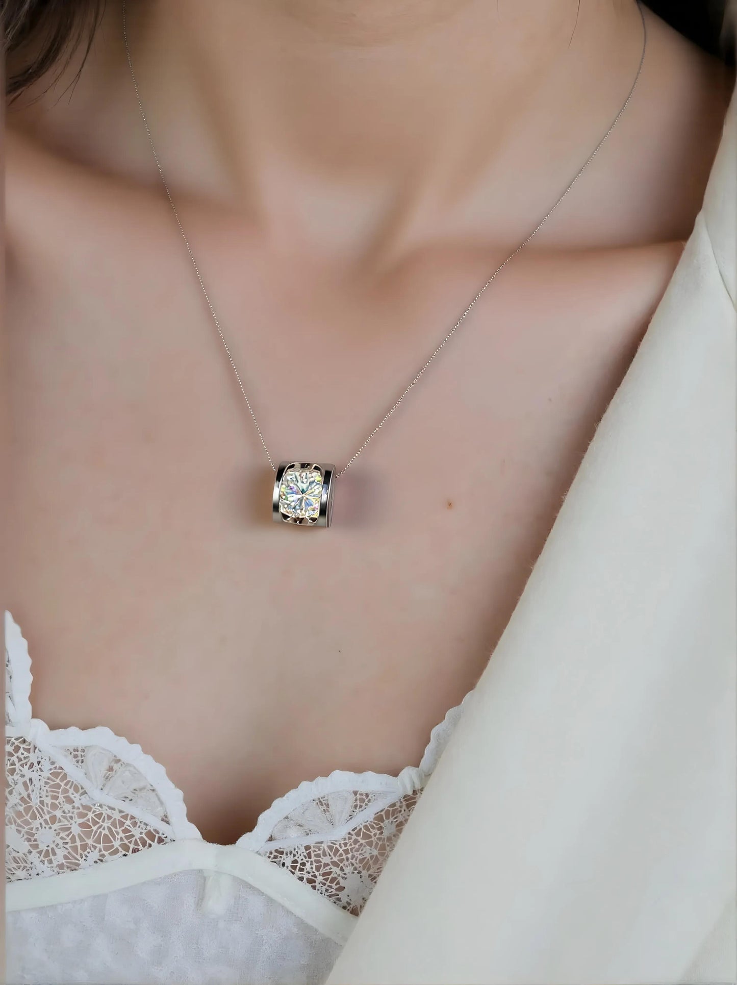 1ct Moissanite Diamond silver framed Pendant
