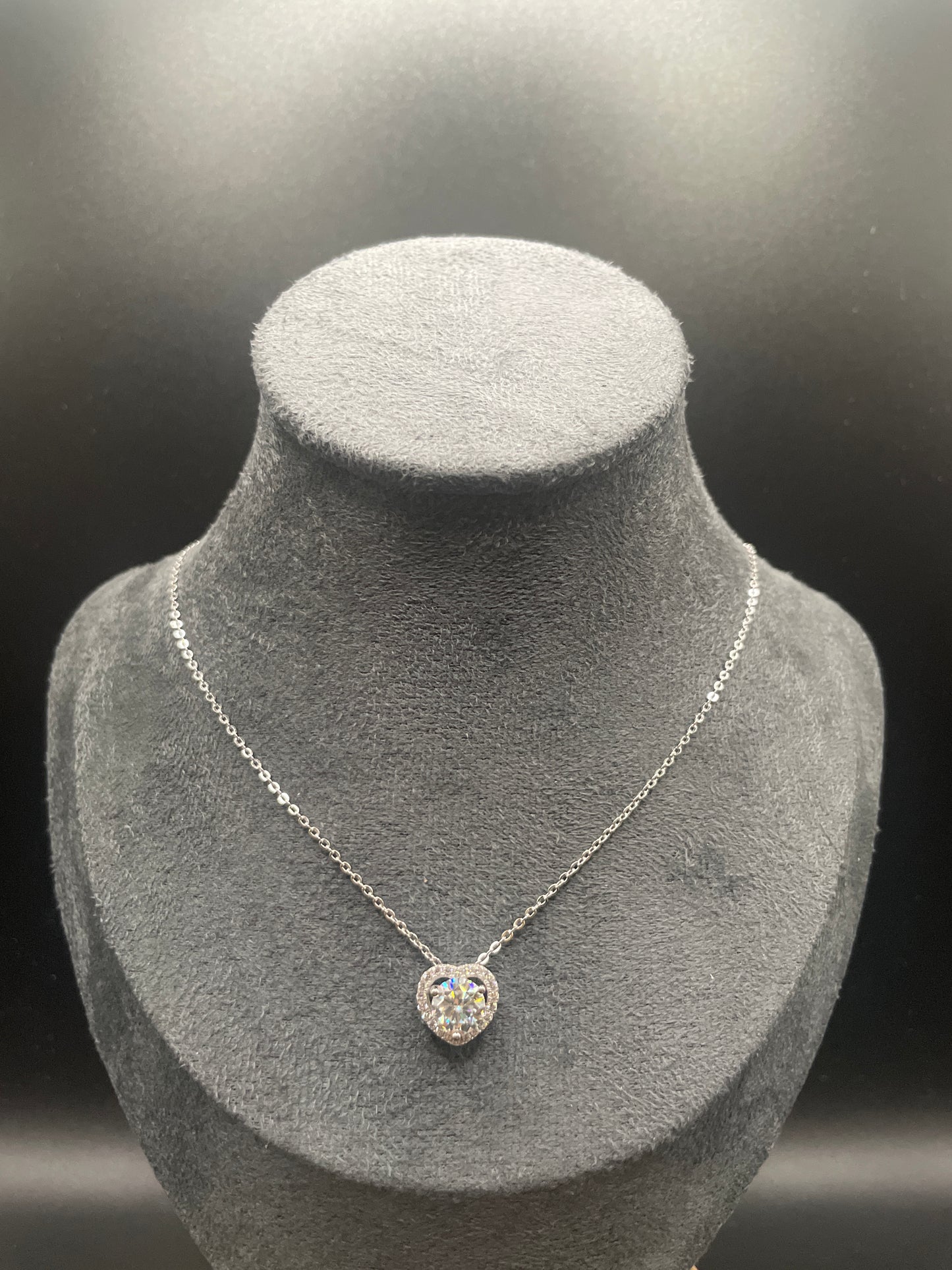 Heart Shaped 1ct Moissanite Diamond Pendant