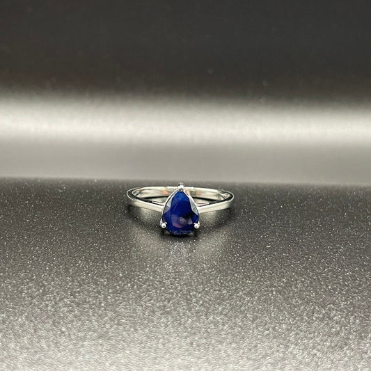 Sapphire silver ring